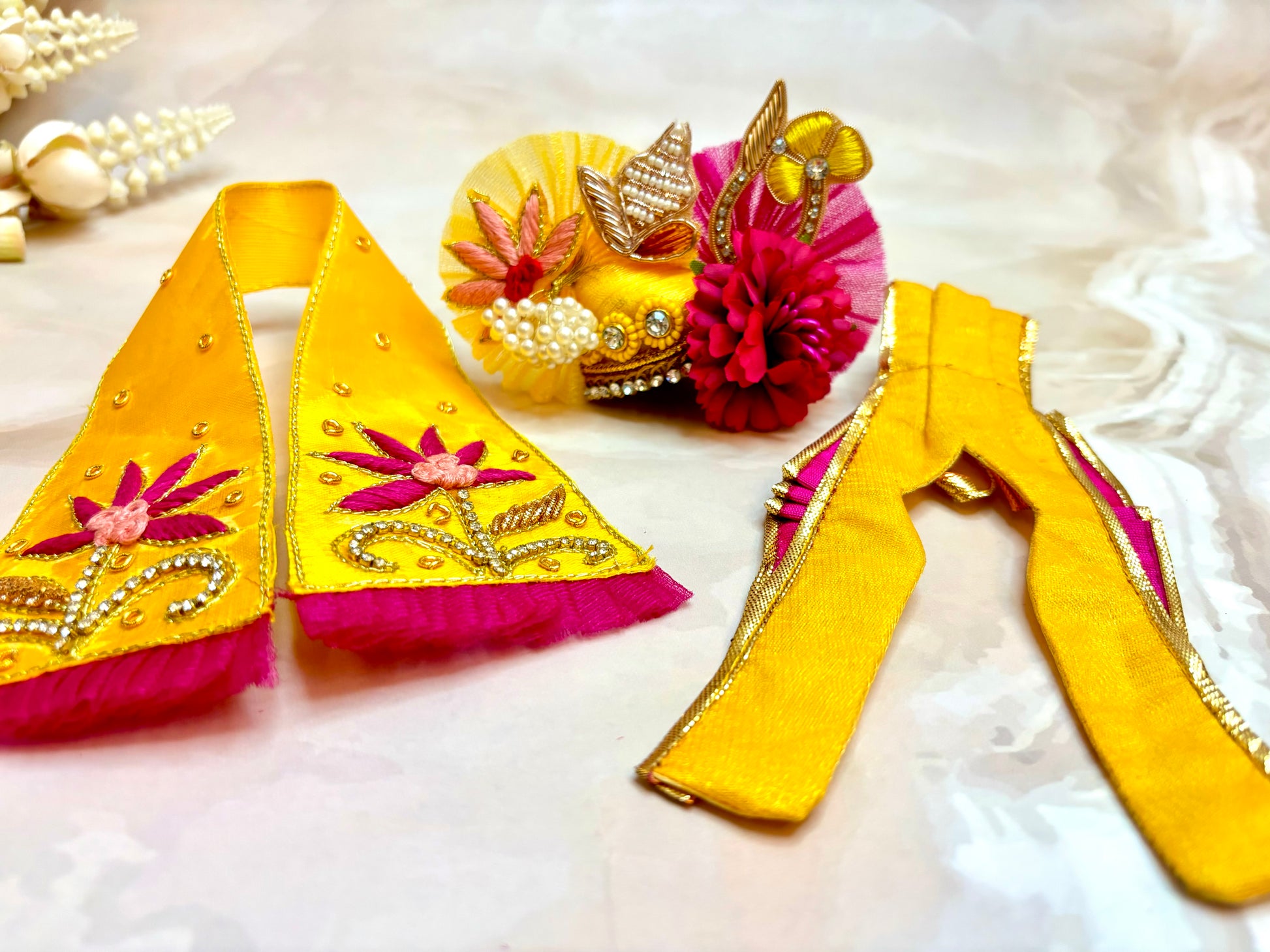 Luxe Yellow & Pink Hand embroidered Laddu Gopal Dress (4 piece set)