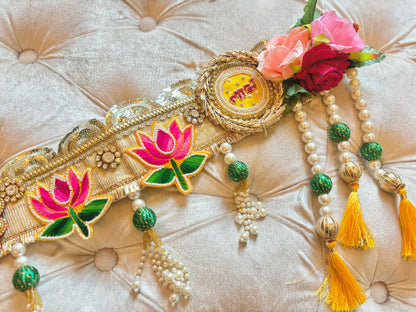 Golden Auspicious Shubh Labh with Lotus &  Flowers Toran